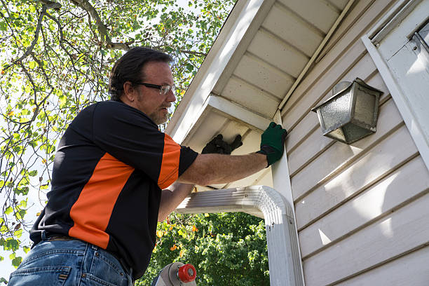 Best Furniture Removal  in Middletown, IN